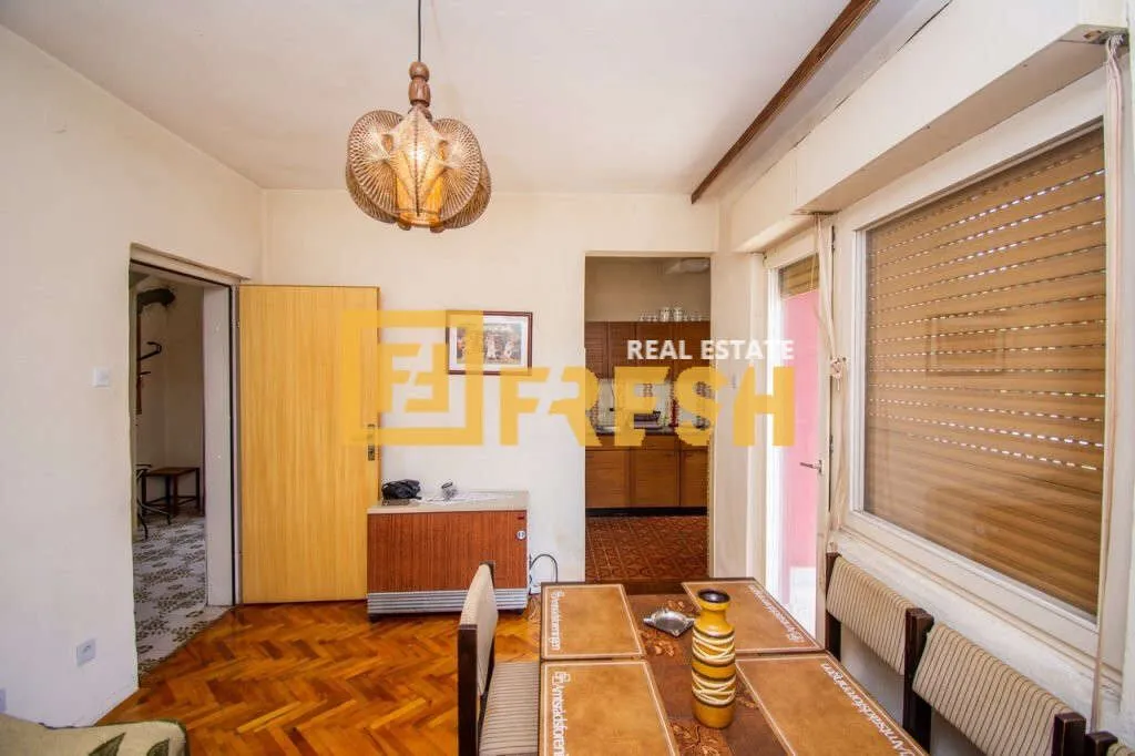 Rent, house, 214m², Tološi, Podgorica