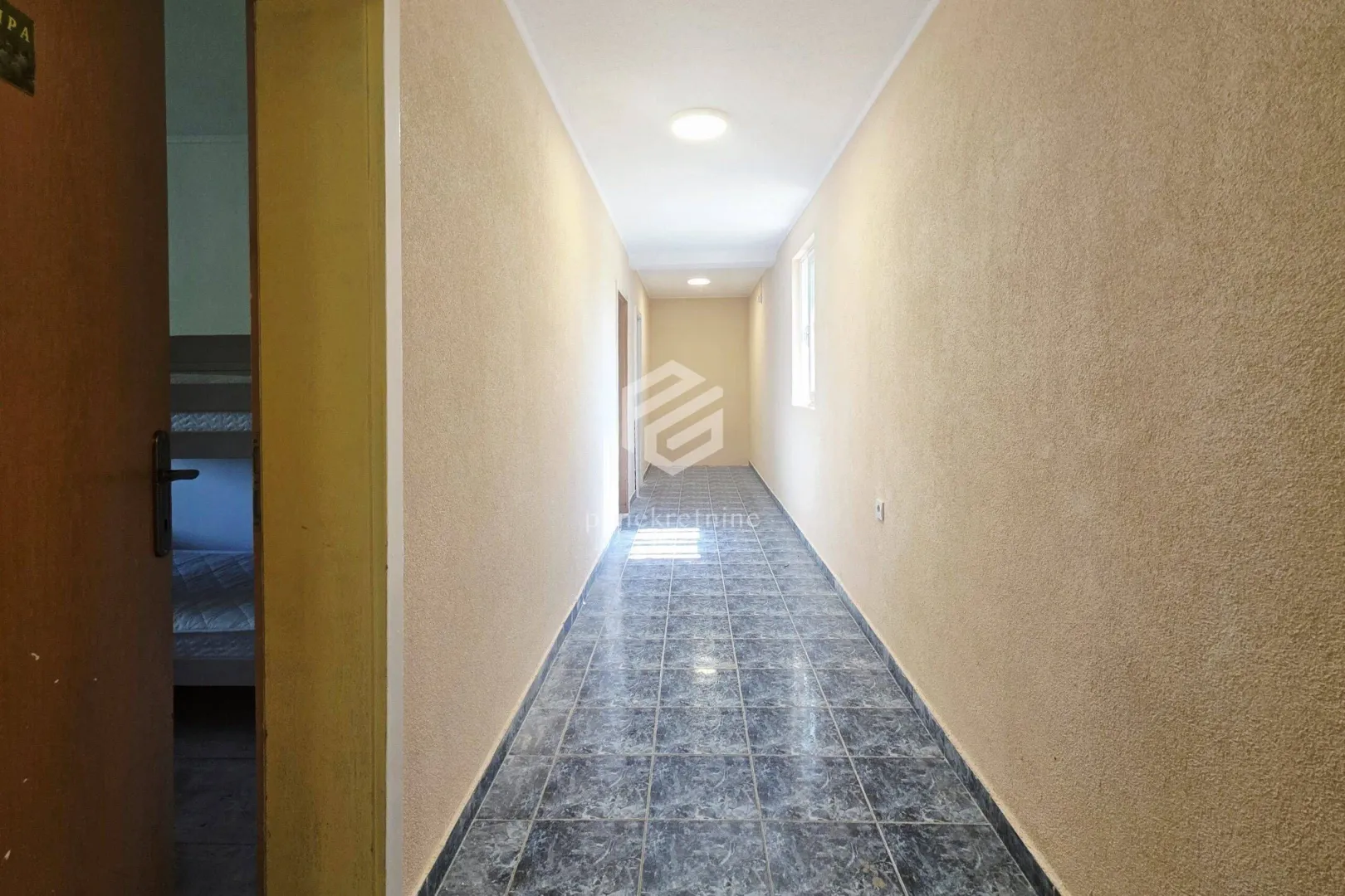 Rent, apartment, 346m², Velje Brdo, Podgorica