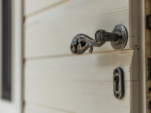 Izdavanje, kuća, 382m², Perast, Kotor - image 33