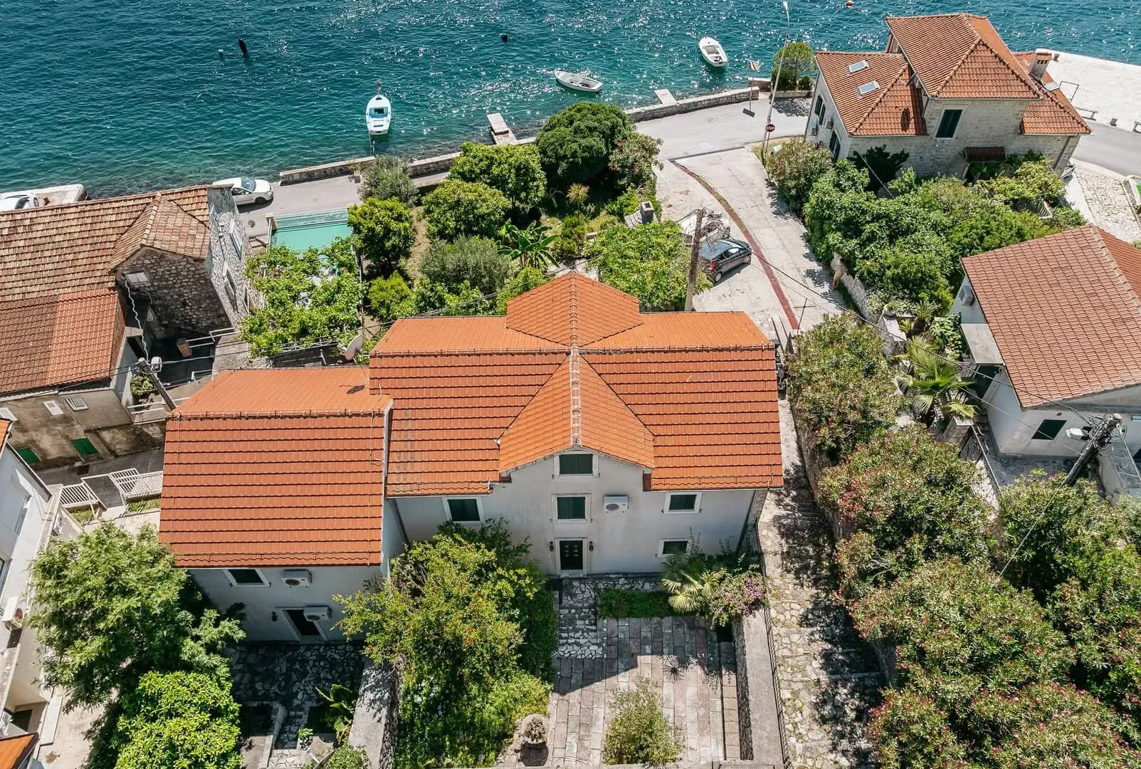 Prodaja, kuća, 291m², Lepetani, Tivat