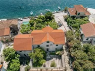 Prodaja, kuća, 291m², Lepetani, Tivat - image 26