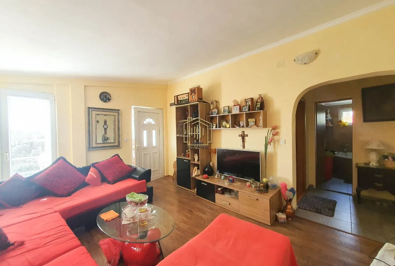 Prodaja, dvosoban stan, 100m², Sutomore, Bar