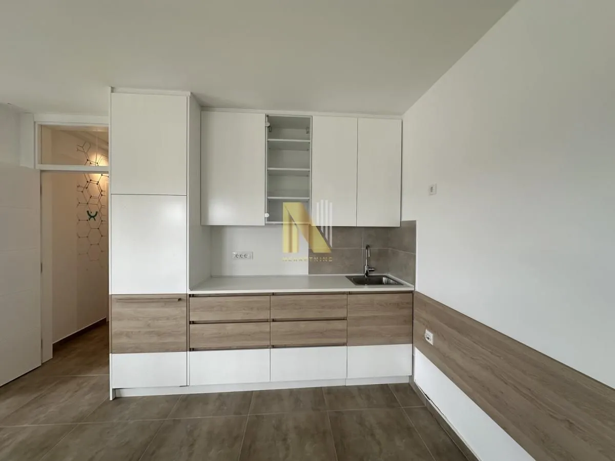 Rent, office space, 90m², Nova Detelinara, Novi Sad Sve Podlokacije