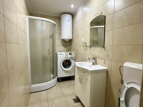 Izdavanje, jednosoban stan, 47m², Tuški Put, Podgorica - image 5