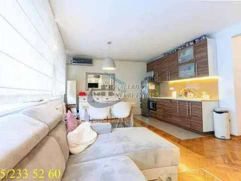 Prodaja, dvosoban stan, 74m², Zvezdara Sve Podlokacije, Beograd - image 2