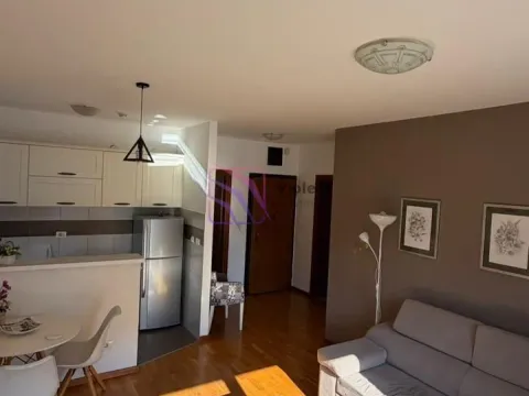 Rent, two bedroom apartment, 63m², City Kvart, Podgorica - image 33