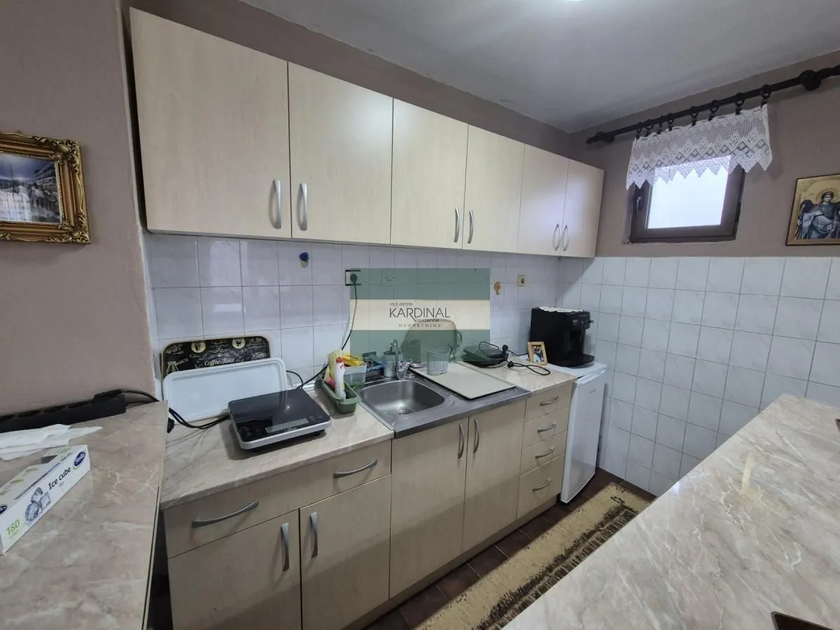 Prodaja, kuća, 300m², Tonja, Ćuprija