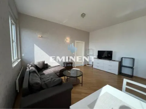 Izdavanje, stan, 54m², Stari Grad, Beograd - image 2