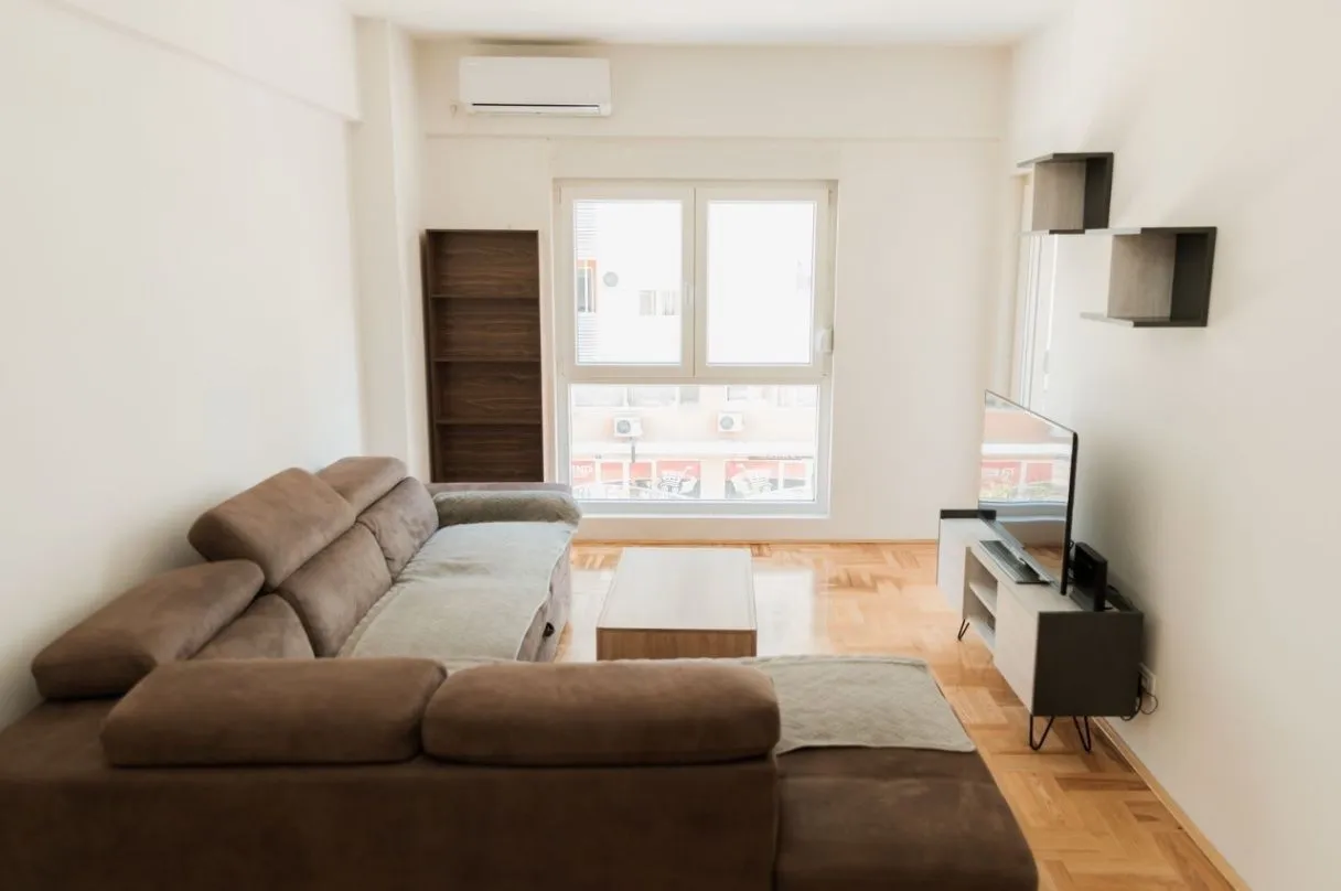 Izdavanje, jednosoban stan, 50m², Zabjelo, Podgorica