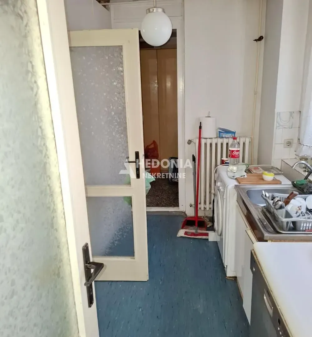 Sale, three bedroom apartment, 88m², Novi Beograd Blok 62, Novi Beograd Sve Podlokacije