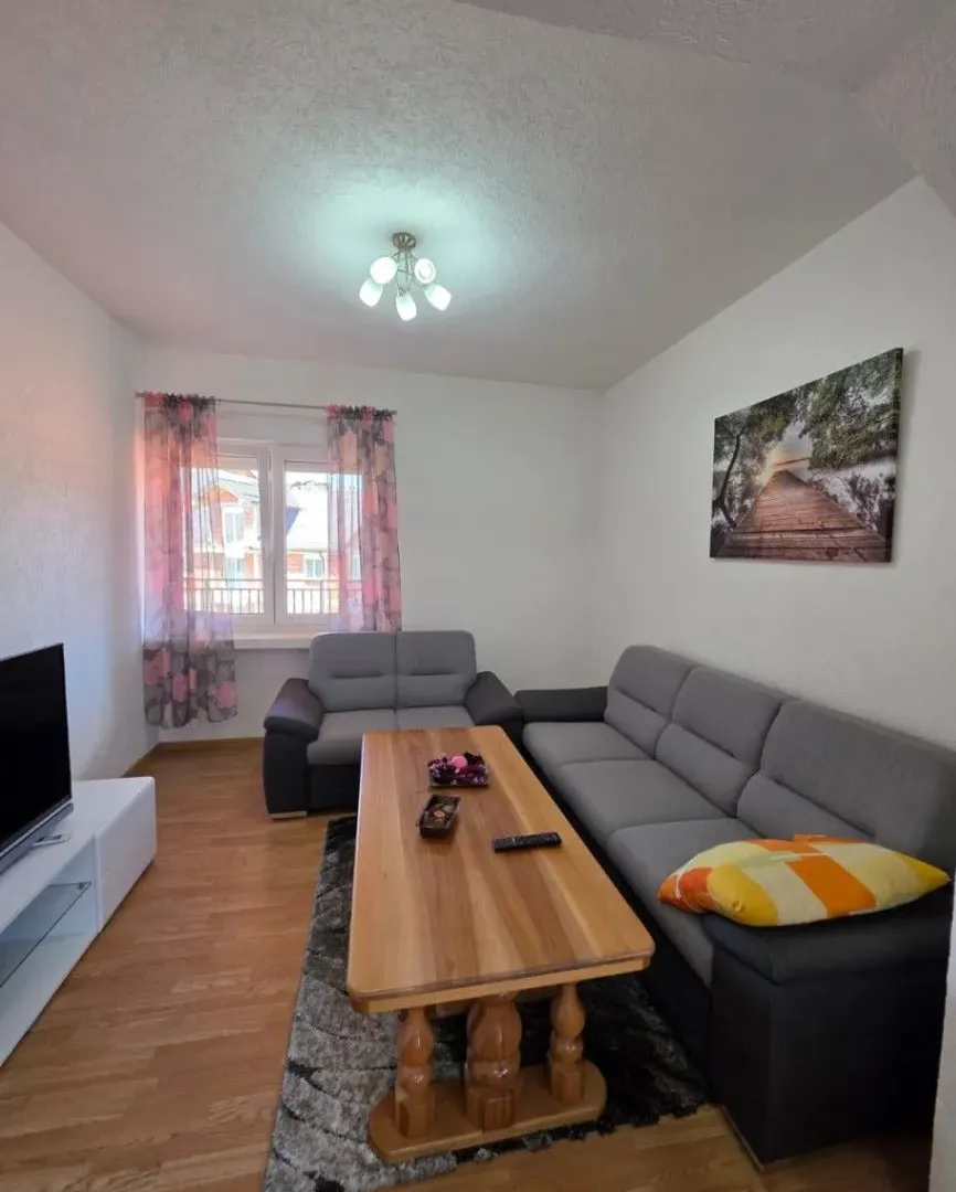 Sale, three bedroom apartment, 160m², Plav, Crna Gora