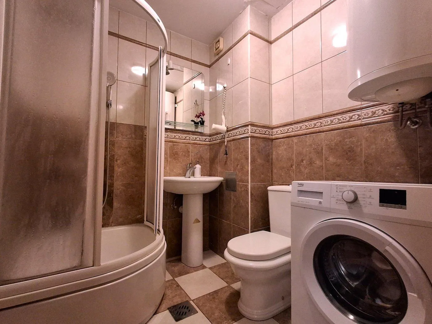 Rent, apartment, 68m², Stari Aerodrom, Podgorica