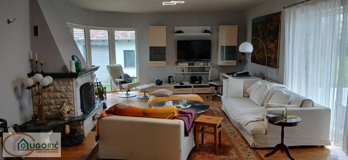 Sale, house, 192m², Amerić, Mladenovac