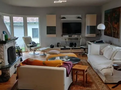 Prodaja, kuća, 192m², Amerić, Mladenovac - image 9