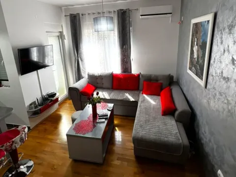 Izdavanje, stan, 33m², Zabjelo, Podgorica - image 1