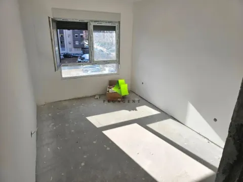 Prodaja, trosoban stan, 70m², Pantelej, Niš - image 6