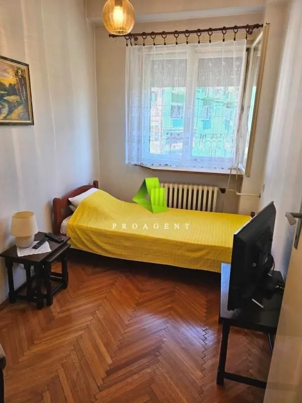 Prodaja, trosoban stan, 75m², Medijana, Niš