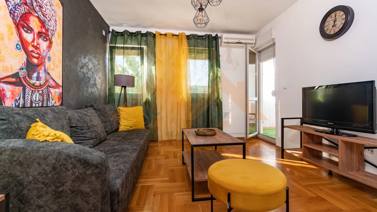 Prodaja, dvosoban stan, 54m², Centar, Podgorica