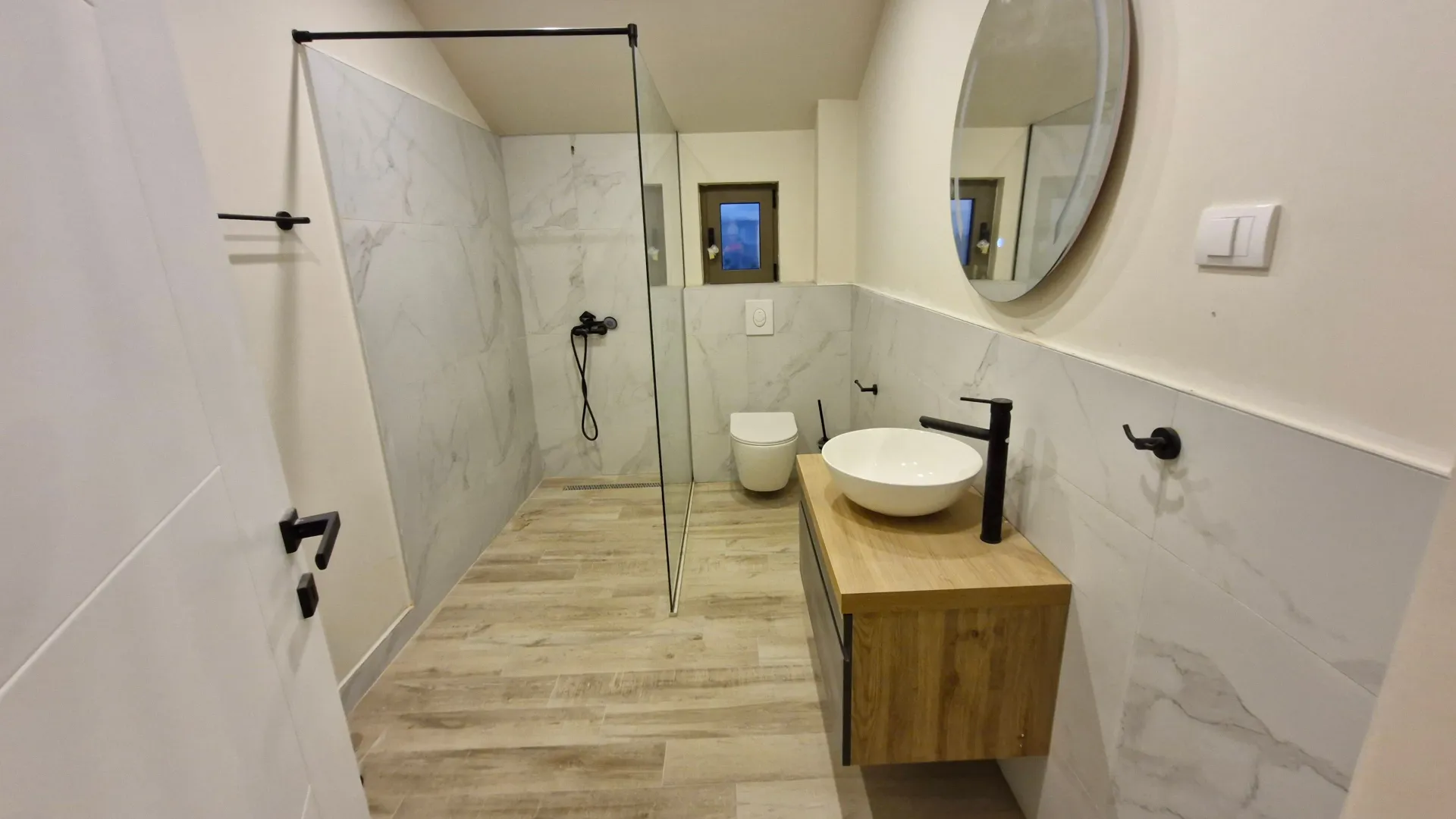 Prodaja, dvosoban stan, 90m², Dumidran, Tivat