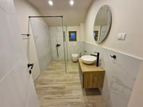 Prodaja, dvosoban stan, 90m², Dumidran, Tivat - image 5