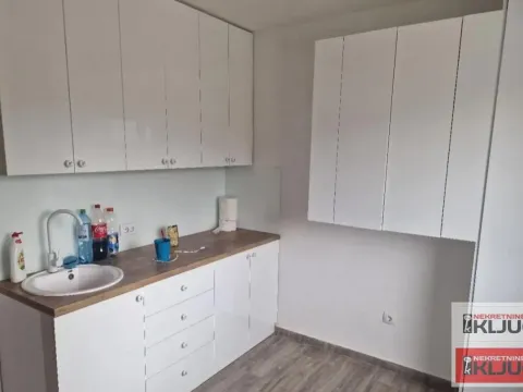 Rent, office space, 300m², Veternik, Novi Sad Sve Podlokacije - image 18