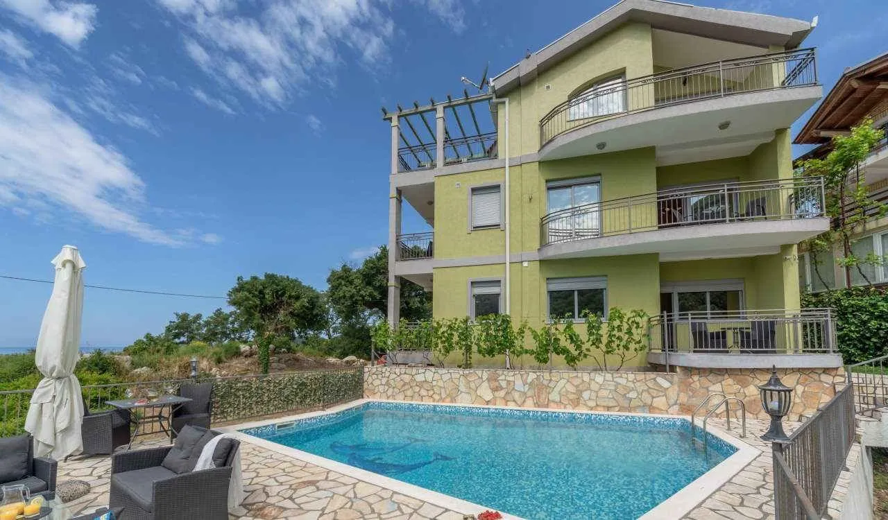 Sale, house, 274m², Buljarica, Budva