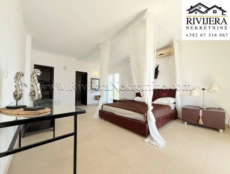 Prodaja, kuća, 212m², Đenovići, Herceg Novi