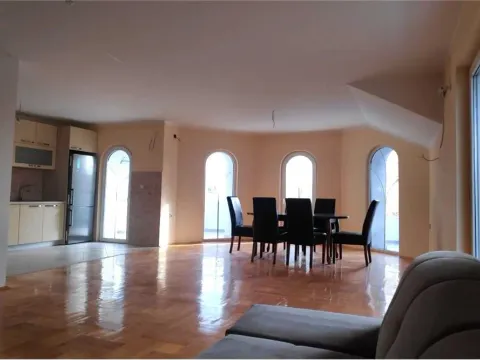 Izdavanje, četvorosoban stan, 179m², Čalije, Niš - image 4