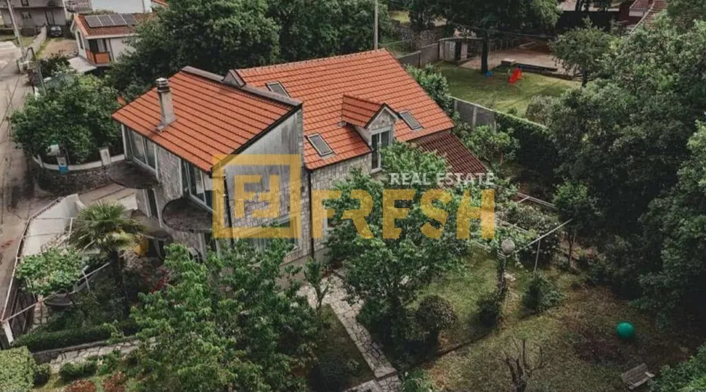 Prodaja, stan, 350m², Vranići, Podgorica