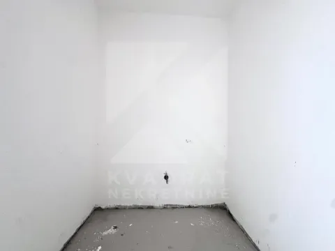 Prodaja, dvosoban stan, 70m², Stari Aerodrom, Podgorica - image 9