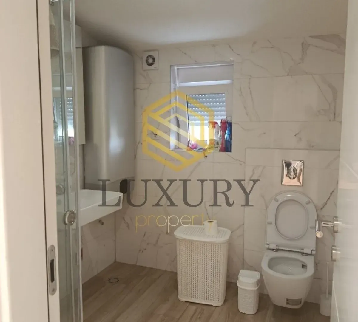 Rent, two bedroom apartment, 100m², Preko Morače, Podgorica