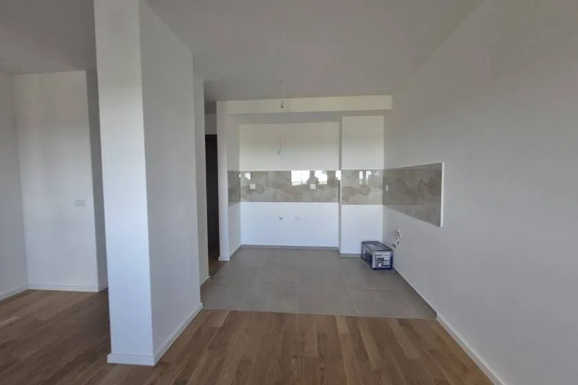 Prodaja, trosoban stan, 71m², Hala Pionir, Palilula Sve Podlokacije