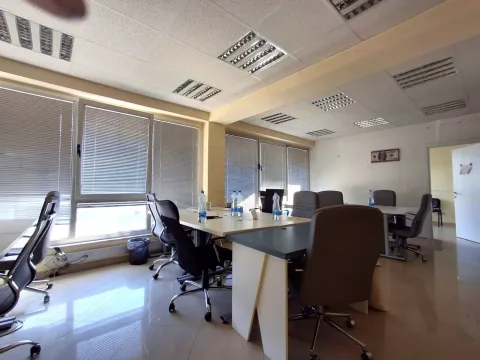Izdavanje, poslovni prostor, 130m², Preko Morače, Podgorica - image 2