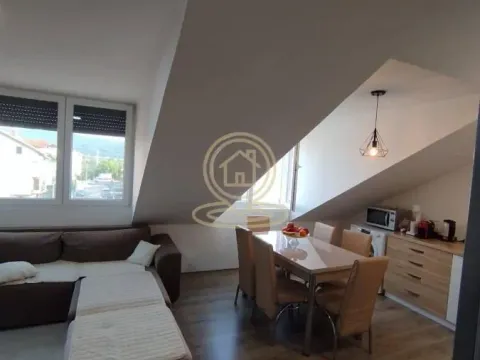 Prodaja, trosoban stan, 78m², Pantelej, Niš - image 10