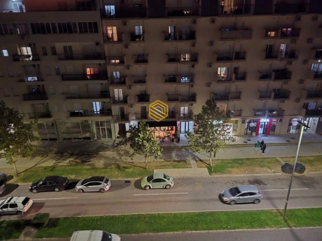 Prodaja, dvosoban stan, 72m², Stari Aerodrom, Podgorica