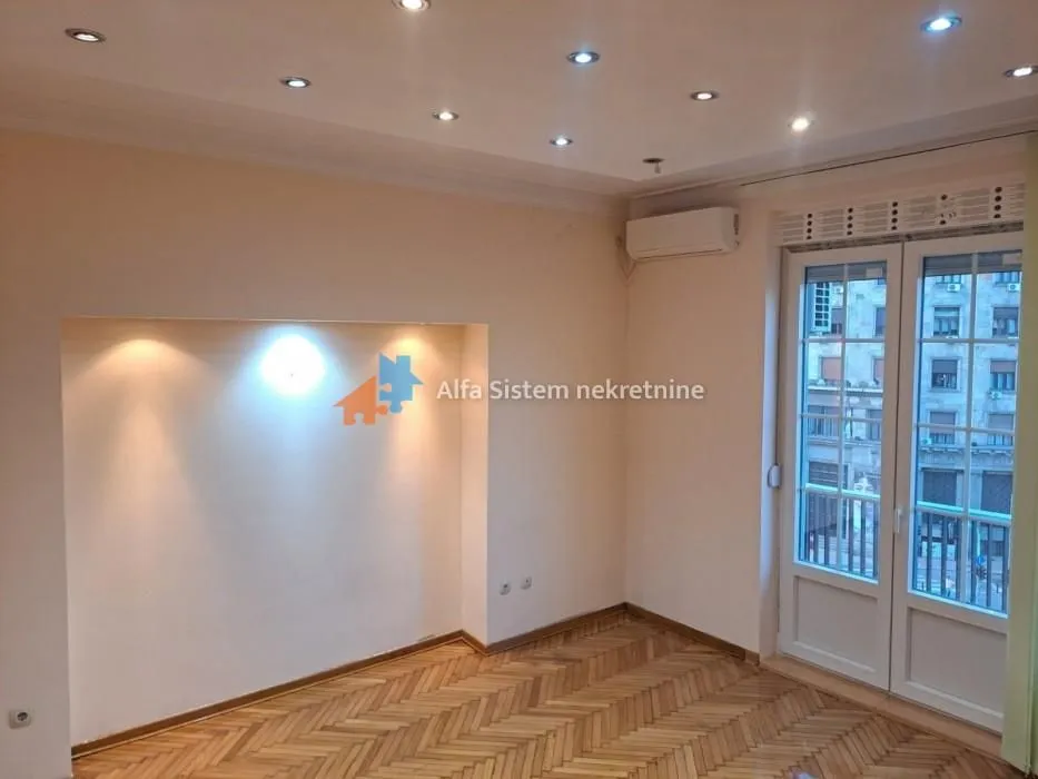 Rent, office space, 130m², Stari Grad, Beograd