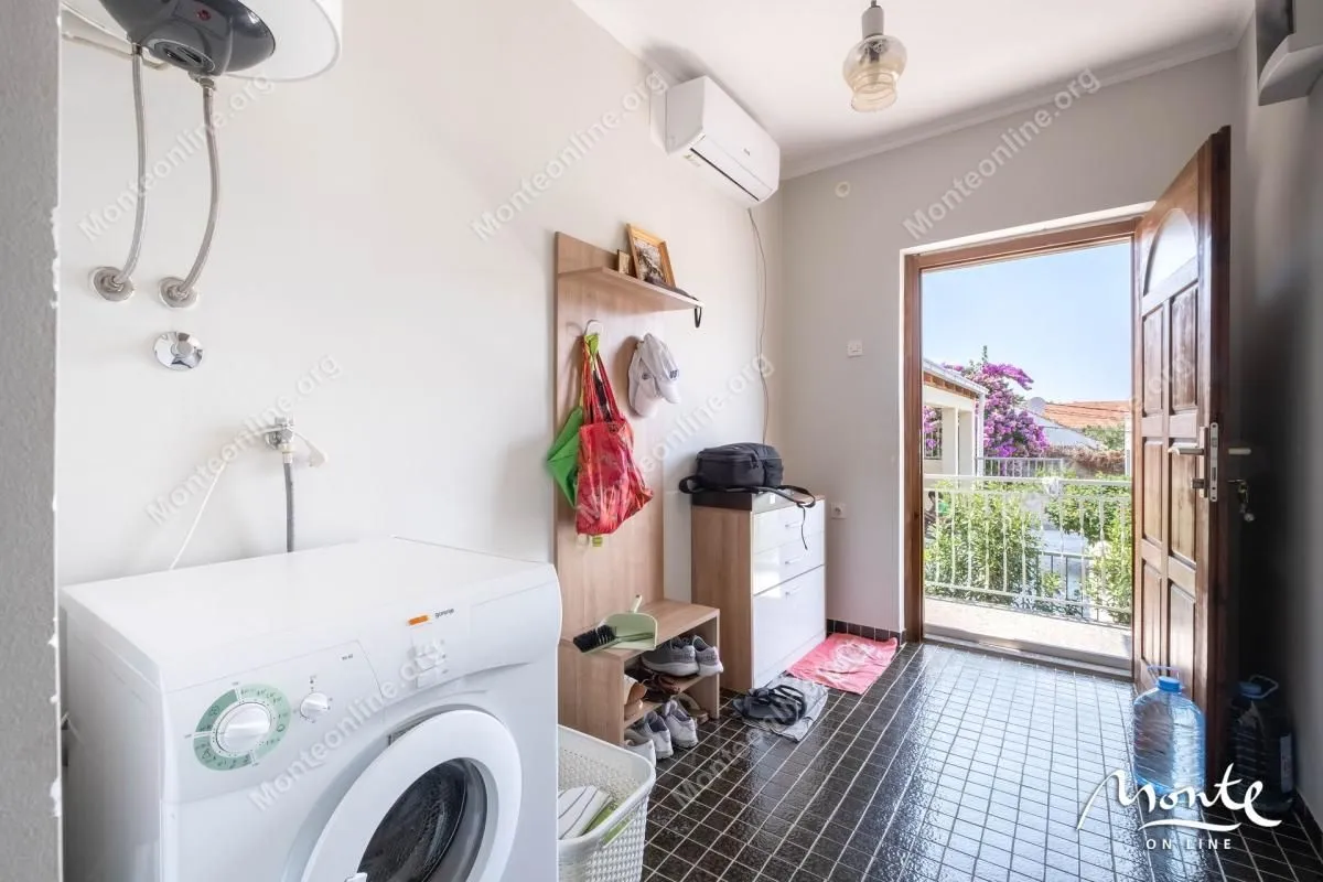 Prodaja, kuća, 147m², Krašići, Tivat