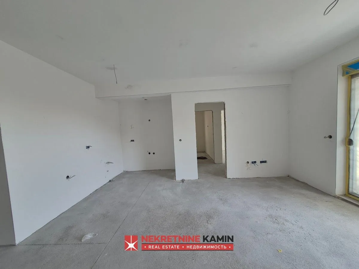 Prodaja, dvosoban stan, 77m², Podkošljun, Budva