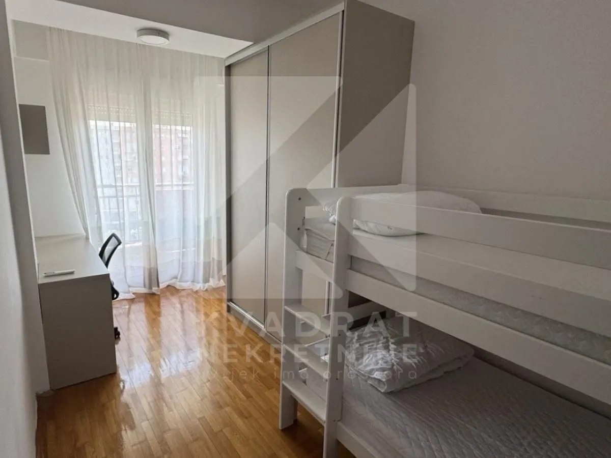 Rent, two bedroom apartment, 78m², City Kvart, Podgorica