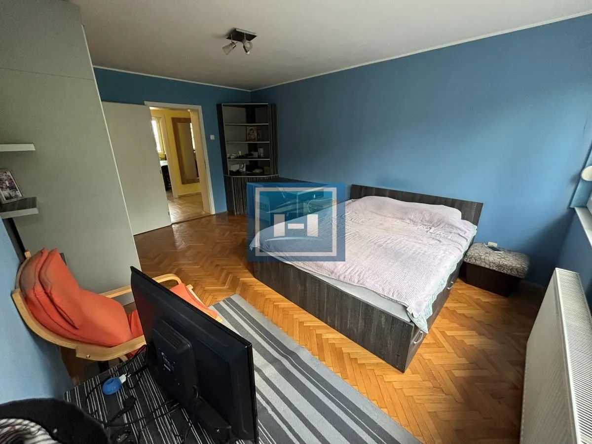 Prodaja, trosoban stan, 73m², Centar, Jagodina