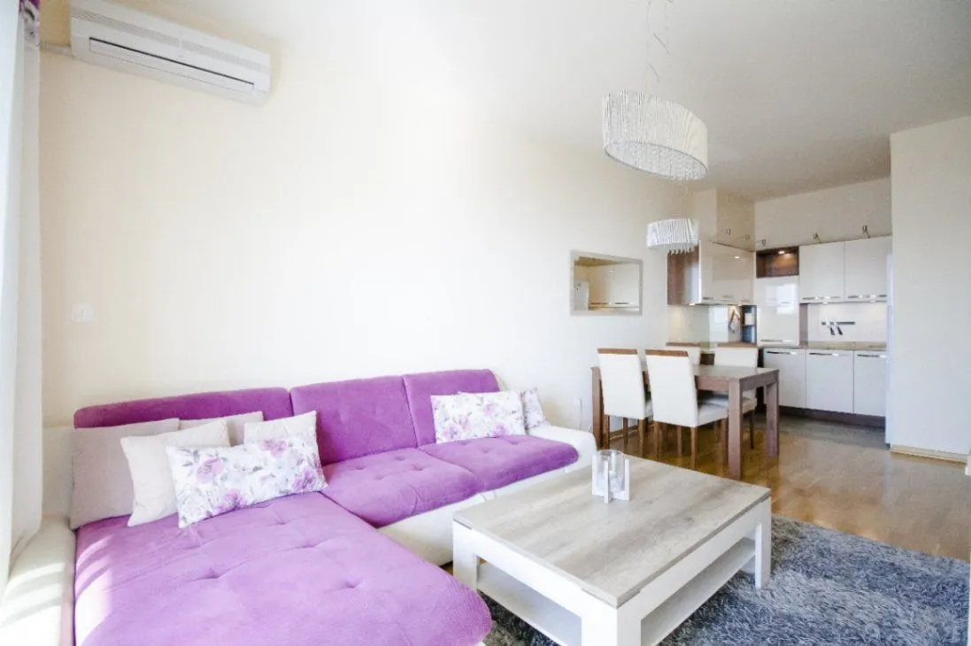 Prodaja, jednosoban stan, 54m², Bečići, Budva