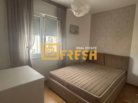 Rent, one bedroom apartment, 51m², Dalmatinska ulica, Podgorica - image 11