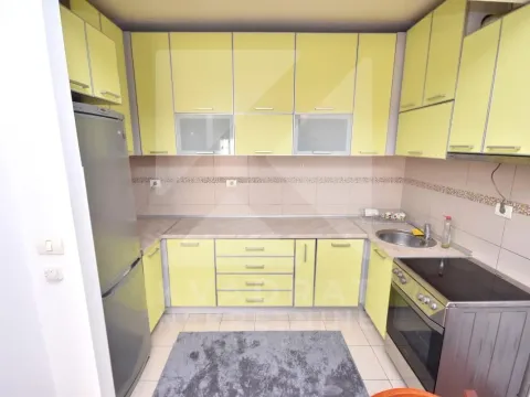 Izdavanje, jednosoban stan, 54m², City Kvart, Podgorica - image 4
