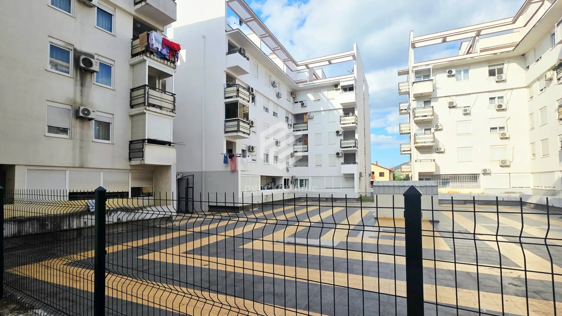 Rent, two bedroom apartment, 60m², Blok 9, Podgorica