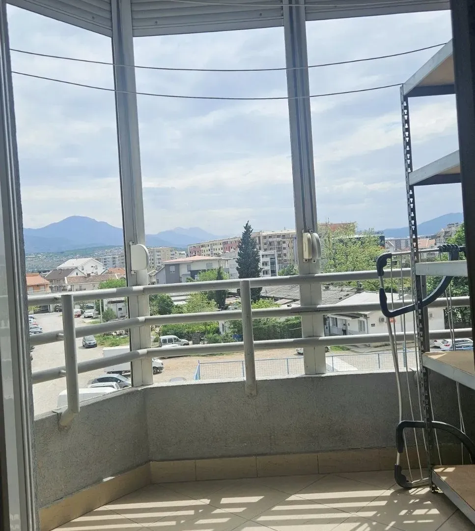 Rent, one bedroom apartment, 37m², Stari Aerodrom, Podgorica