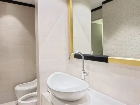 Sale, two bedroom apartment, 108m², Budva, Crna Gora - image 18