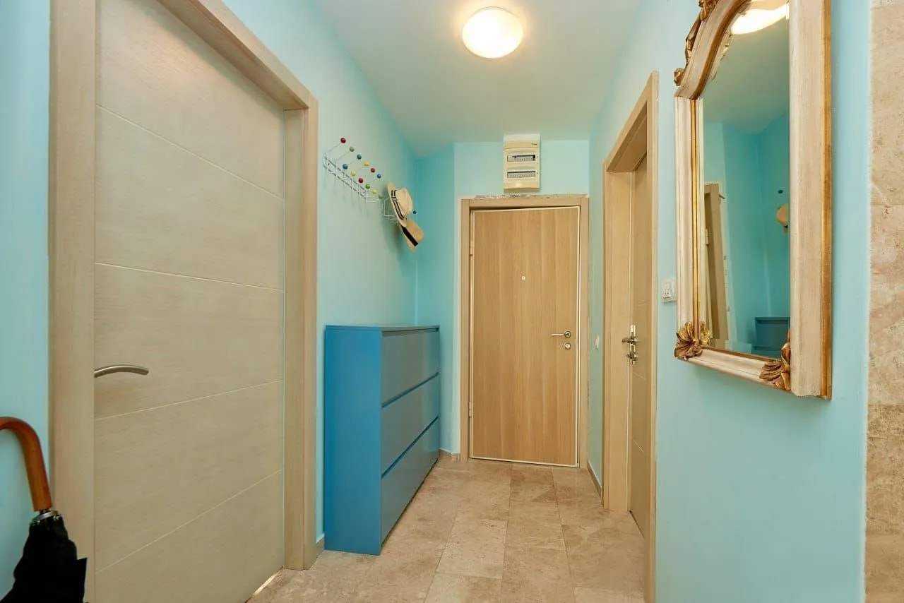 Rent, three bedroom apartment, 247m², Sveti Stefan, Budva