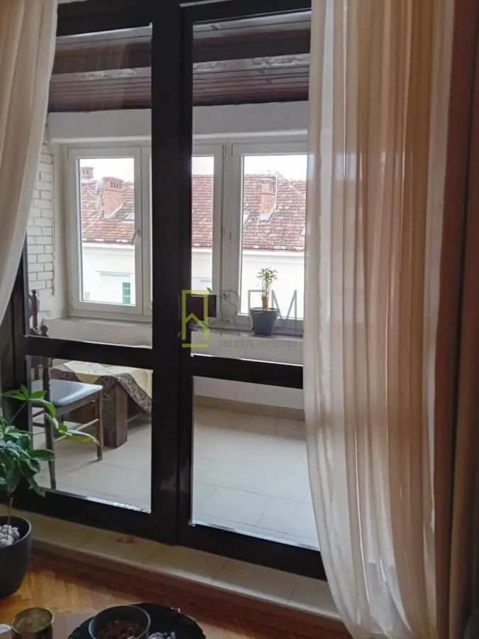 Prodaja, dvosoban stan, 75m², Centar, Podgorica
