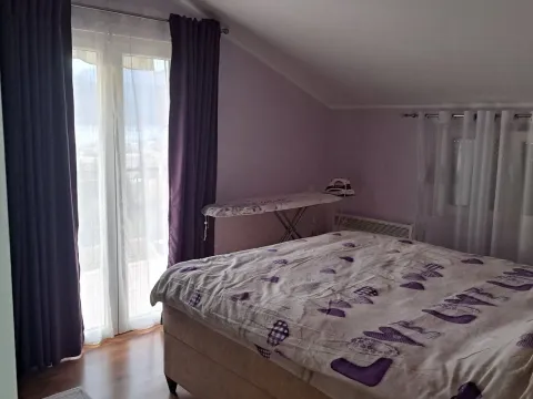 Rent, three bedroom apartment, 106m², Tripovići, Tivat - image 11