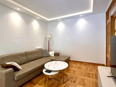 Rent, two bedroom apartment, 65m², Preko Morače, Podgorica - image 2